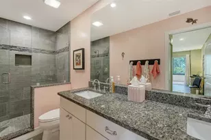 1200 E Peppertree Ln, Sarasota, FL 34242 - Photo 21