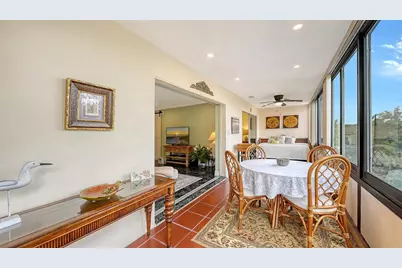 1200 East Peppertree Lane #302, Sarasota, FL 34242 - Photo 15