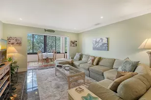 1200 E Peppertree Ln, Sarasota, FL 34242 - Photo 9