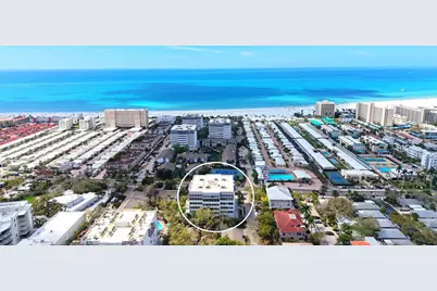 1200 East Peppertree Lane #302, Sarasota, FL 34242 - Photo 3