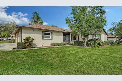 4767 Oak Hill Court #48, Sarasota, FL 34232 - Photo 3