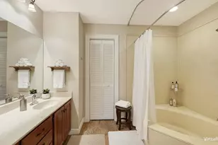 4767 Oak Hill Ct, Sarasota, FL 34232 - Photo 25