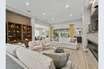 8316 Abingdon Court, Bradenton, FL 34201 - Photo 9