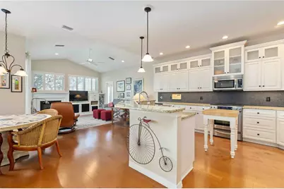 5149 Far Oak Circle, Sarasota, FL 34238 - Photo 9