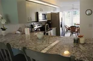 204 Silver Lake Dr, Venice, FL 34292 - Photo 13