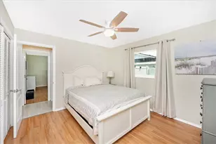 2920 Captiva Dr, Sarasota, FL 34231 - Photo 23