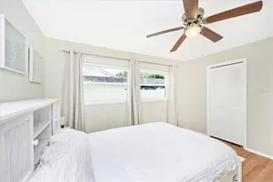 2920 Captiva Dr, Sarasota, FL 34231 - Photo 21