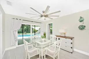 2920 Captiva Dr, Sarasota, FL 34231 - Photo 11