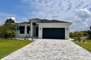 309 Sunset Rd, Rotonda West, FL 33947 - Photo 1