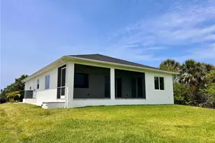 309 Sunset Rd, Rotonda West, FL 33947 - Photo 3