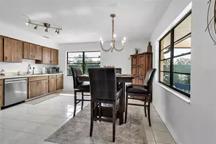 1602 Dower Way, Sun City Center, FL 33573 - Photo 23