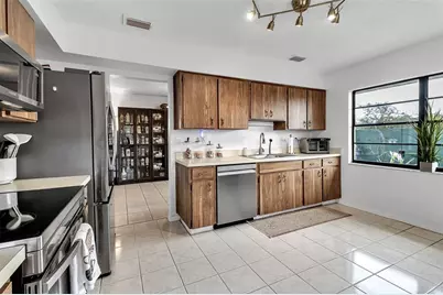 1602 Dower Way, Sun City Center, FL 33573 - Photo 19