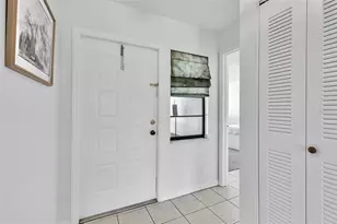 1602 Dower Way, Sun City Center, FL 33573 - Photo 9