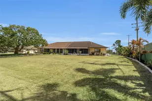 1602 Dower Way, Sun City Center, FL 33573 - Photo 5