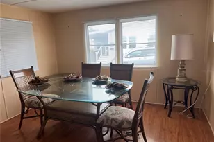 1411 21st Ave Dr W, Bradenton, FL 34205 - Photo 9