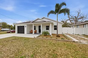 2708 6th Ave E, Palmetto, FL 34221 - Photo 3