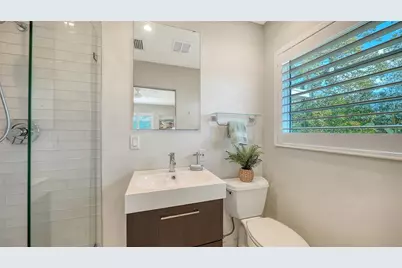 2323 Grove Street, Sarasota, FL 34239 - Photo 17