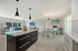 2323 Grove St, Sarasota, FL 34239 - Photo 11