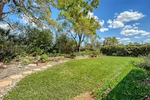 2323 Grove St, Sarasota, FL 34239 - Photo 25