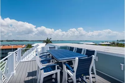 903 Gulf Drive S, Bradenton Beach, FL 34217 - Photo 47