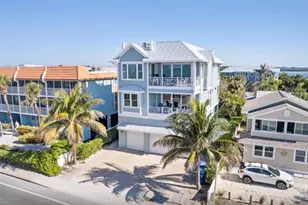 903 Gulf Dr S, Bradenton Beach, FL 34217 - Photo 1