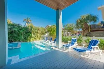 903 Gulf Drive S, Bradenton Beach, FL 34217 - Photo 45