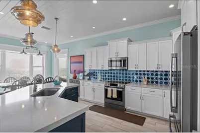 903 Gulf Drive S, Bradenton Beach, FL 34217 - Photo 11