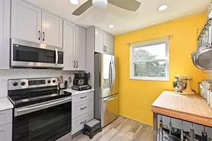 4240 Ironwood Circle, Bradenton, FL 34209 - Photo 9