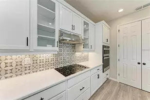 3519 74th Ave Cir E, Sarasota, FL 34243 - Photo 15