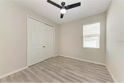 3519 74th Avenue Circle E, Sarasota, FL 34243 - Photo 9