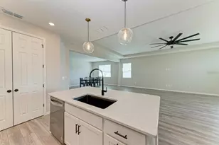 3519 74th Ave Cir E, Sarasota, FL 34243 - Photo 13