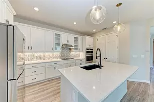 3519 74th Ave Cir E, Sarasota, FL 34243 - Photo 23