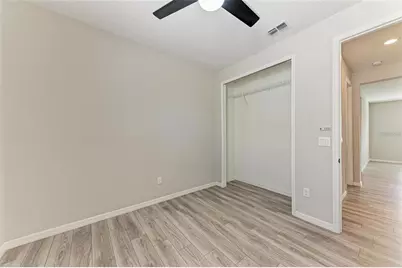 3519 74th Avenue Circle E, Sarasota, FL 34243 - Photo 11