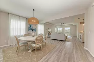3519 74th Ave Cir E, Sarasota, FL 34243 - Photo 9