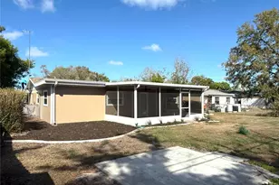 3715 Sharondale Dr, Sarasota, FL 34232 - Photo 3