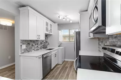 150 Harborside Avenue #307, Punta Gorda, FL 33950 - Photo 11