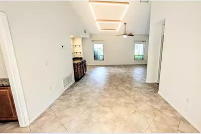 7805 Pine Trace Drive #18, Sarasota, FL 34243 - Photo 21