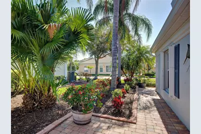 13341 Ipolita Street, Venice, FL 34293 - Photo 3