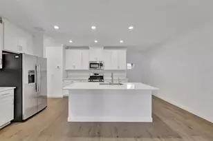 17436 Holly Wl Ave, Wimauma, FL 33598 - Photo 9