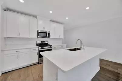 17436 Holly Well Avenue, Wimauma, FL 33598 - Photo 13