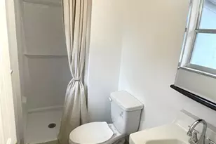 3215 Bunche St, Sarasota, FL 34234 - Photo 7