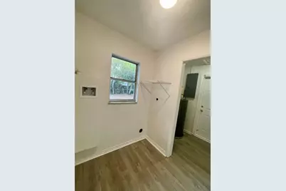 3215 Bunche Street, Sarasota, FL 34234 - Photo 9