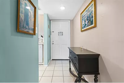 4705 5th Street W #305, Bradenton, FL 34207 - Photo 5