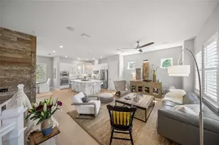 459 Wingfield Dr, Sarasota, FL 34237 - Photo 19