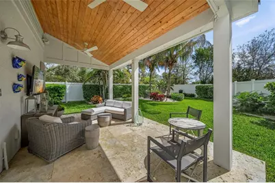 459 Wingfield Drive, Sarasota, FL 34237 - Photo 5