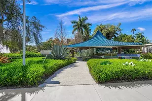 459 Wingfield Dr, Sarasota, FL 34237 - Photo 61