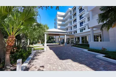 2410 Harbourside Drive #142, Longboat Key, FL 34228 - Photo 3