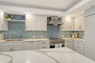 2410 Harbourside Dr, Longboat Key, FL 34228 - Photo 19