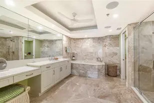 2410 Harbourside Dr, Longboat Key, FL 34228 - Photo 31