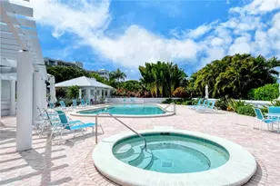 2410 Harbourside Dr, Longboat Key, FL 34228 - Photo 45